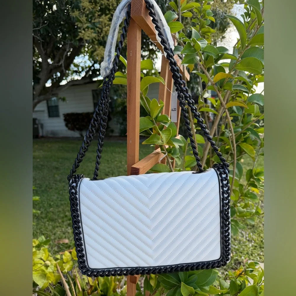 ALDO Greenwood White Quilted Shoulder Bag/Crossbody Bag - Picture 3 of 16